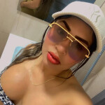 Dakota-Colombia - Hola guapos soy Dakota Una joven con mucho interés para conocer tengo buen cuerpo 