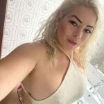 CHICA COLOMBIANA EVALUNA