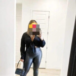 Rubia guapísima y completa