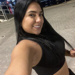 Latina esperando por ti