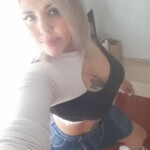 Latina guapa masajista