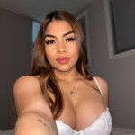 Mia DISPONIBLE 24H - Hola soy una escort de 26 años Estoy por algunos dias en madrid y quiero disfru