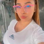 LATINA ALEGRE CARIÑOSA