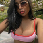 Preciosa rica de 20 años