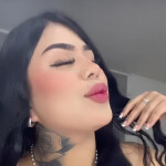 Michell - Hola mi amor me llamo michel nueva en este mundo ven a conocermwe hare lo posible por hace
