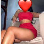 La chica más cariñosa a cabada de llegar a Teruel.