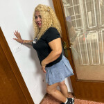 EVA MUJERON EXTROVERTIDA MASAJES