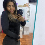 Latina pequeña petite