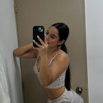 Hermosa latina en aguadulce y sus alreres