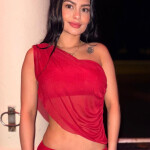 Joven latina - Hola amor acabo llegar a Madrid y tengo sitio para Nuestro momento un sitio tranquilo