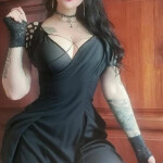 JOVEN DELGADA SINPATICA DULCE CARIÑOSA