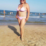 Mujer llena de imaginación ven sin complejos ni hes
