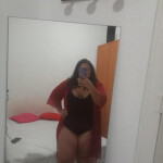 EN SILLA DIANA MUY BELLA Y ENCANTADORA VIVE LA RELAJACION EXTREMA