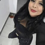 Isa hermosa latina en puerto banus