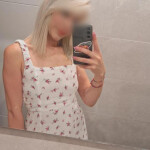 Carla - Hola chicos! Soy carla una latina de 19 años soy una chica maja y de muy buena compañía me e