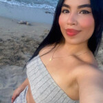 Salomé de 21 años recién llegada desde Colombia