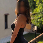 Ana bella y elegante