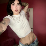 Luna flaca - Hola amor muchos gusto soy una flaca alta de cabello rojo de 55 kilos y de altura 1 76 