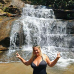 ! Brenda Rubia Brasilena . Tengo aire acondicionado!