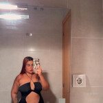 HOLA SOY KARLA COLOMBIANA