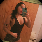 Karla joven colombiana completa