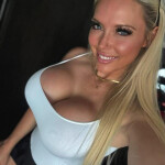 RUBIA BELLISIMA SUPER ELEGANTE MUY COMPLETA