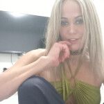 BRASILEÑA ENCANTADORA Y DULCE MUY COMPLETA DE TRATO EXQUISITO