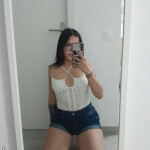 Y BUENA COMPAÑÍA CON UNA LINDA SEÑORITA ?