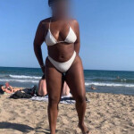 TU MORENA FAVORITA - Hola chicos soy una chica bellísima elegante dulce y con muchas curvas mis suav