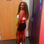NOVEDAD MULATA - Hola mis amores soy yenni un bombonazo de chocolate hago masajes y domicilio y en t