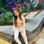 Tu chica contáctame y pásala rico
