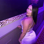 Pelinegra - Chica guapa simpática y amable soy muy y cariñosa