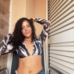 Jovencita latina en Valencia