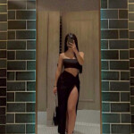 Alondra joven latina recién llegada