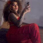 Ivonny bonita latina tatuada exótica con sitio disponible