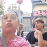 2 AMIGUITAS TRANS EN SALOU S POR CONOCERTE