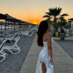 Natalia - Hola soy Natalia nueva en la zona me gustaría conocer más gente y soy una chica muy simpát
