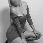 JULIA COLOMBIANA SUPER CARIÑOSA - SALIDAS