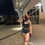 July chica de lujo paraguaya en Hospitalet