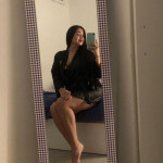 Caro - Soy Caro una chica Colombiana. Me encanta conocer nuevas personas y disfrutar de momentos úni