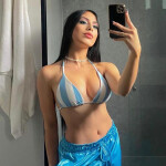Luisa espectacular paisa por unos días en Estepona