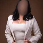 Ayla recién llegada - Ola mis amores soy Ayla un chica súper extrovertida cariñosa educada me gusta 