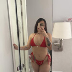 Valentina - Hola me llamo Shantal soy nueva por aquí vengo de Colombia Soy muy divertida y vengo con