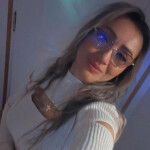 C y - Soy alegre y muy encantadora simpática y con muchas ganas de pasar un rato y ven disfrutemos e