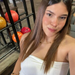 Chica venezolana - Nicki 22 años venezolana Dulce cariñosa y muy . Una chica con la que la conexión 