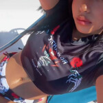 Melisa tatuada delgada